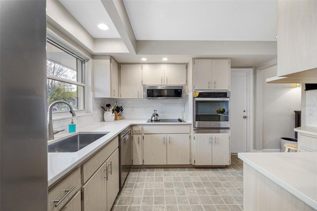 1730 IDLE DRIVE, Largo, FL 33756