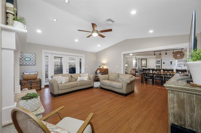 1730 IDLE DRIVE, Largo, FL 33756