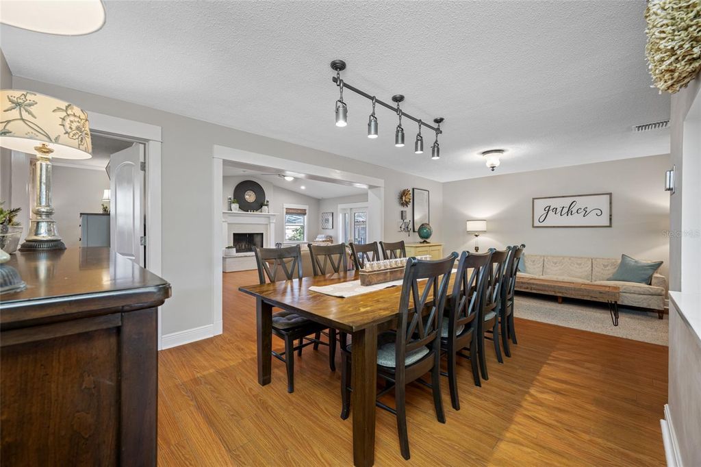 Image 26 of property listing at 1730 IDLE DRIVE, Clearwater, FL 33756