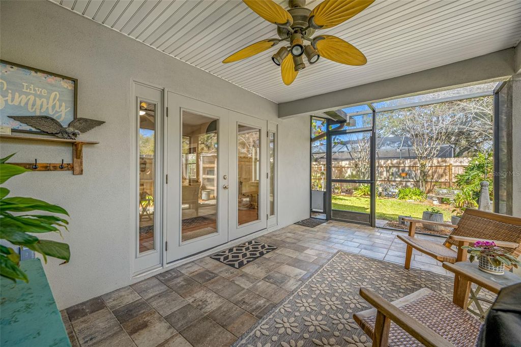 Image 52 of property listing at 1730 IDLE DRIVE, Clearwater, FL 33756