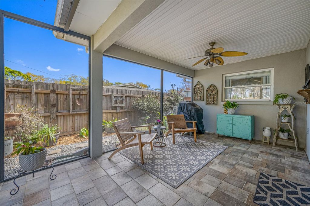 Image 54 of property listing at 1730 IDLE DRIVE, Clearwater, FL 33756