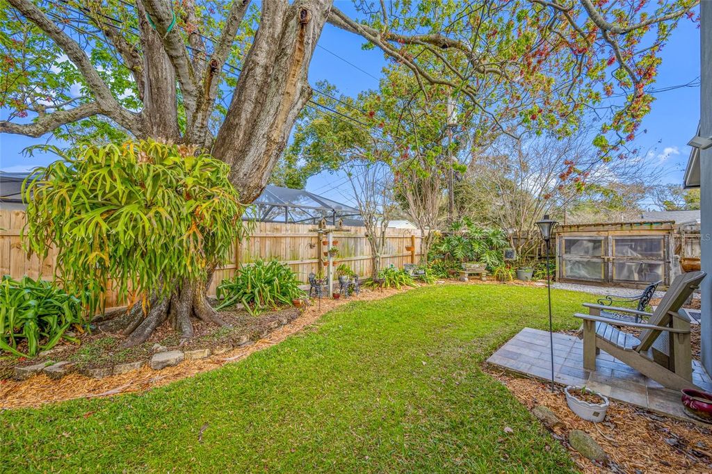 Image 56 of property listing at 1730 IDLE DRIVE, Clearwater, FL 33756