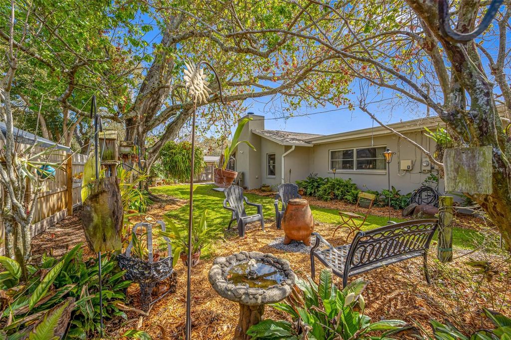 Image 59 of property listing at 1730 IDLE DRIVE, Clearwater, FL 33756