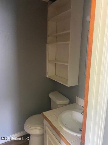 2804 Revere Street, Jackson, MS 39212