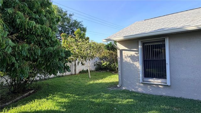 11803 CLASSIC LAKE WAY, Tampa, FL 33635