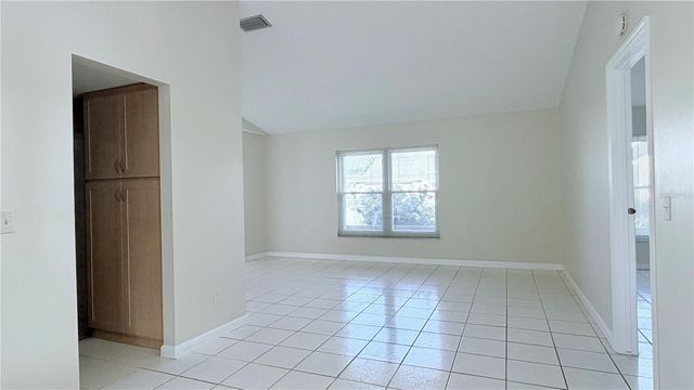 11803 CLASSIC LAKE WAY, Tampa, FL 33635