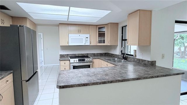 11803 CLASSIC LAKE WAY, Tampa, FL 33635