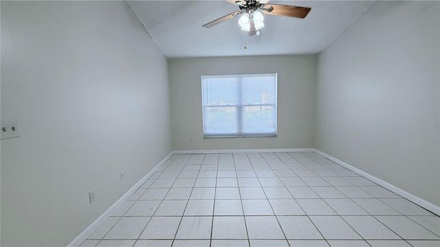 11803 CLASSIC LAKE WAY, Tampa, FL 33635