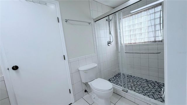 11803 CLASSIC LAKE WAY, Tampa, FL 33635