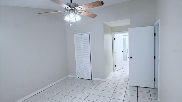 11803 CLASSIC LAKE WAY, Tampa, FL 33635