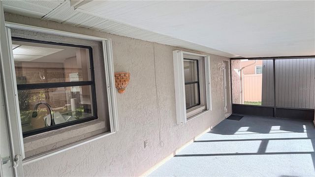 11803 CLASSIC LAKE WAY, Tampa, FL 33635