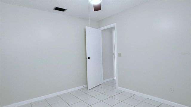 11803 CLASSIC LAKE WAY, Tampa, FL 33635