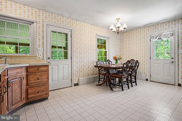 1745 MAPLE AVE, Hatfield, PA 19440