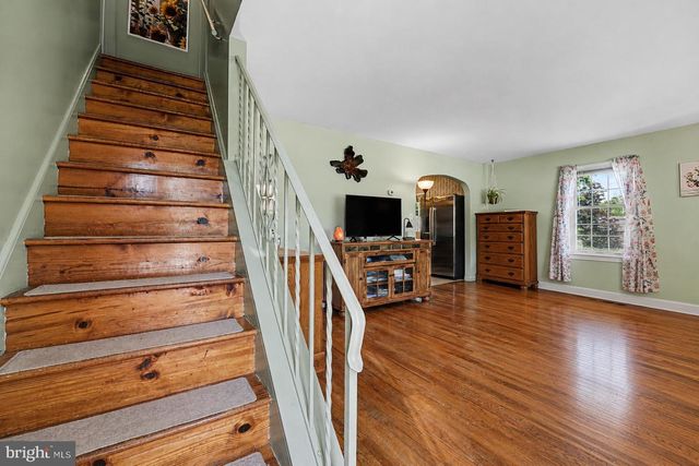 1745 MAPLE AVE, Hatfield, PA 19440