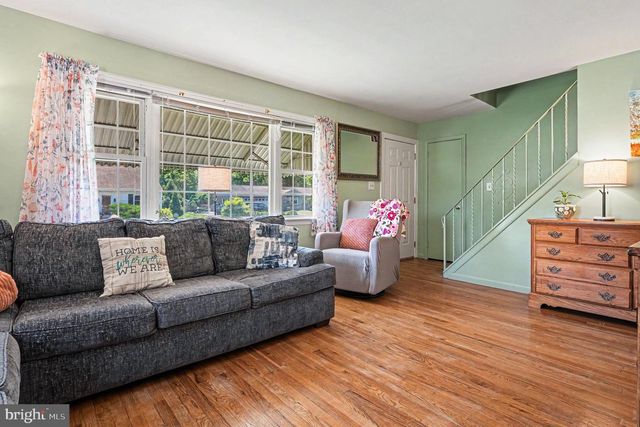 1745 MAPLE AVE, Hatfield, PA 19440