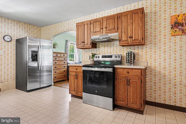 1745 MAPLE AVE, Hatfield, PA 19440