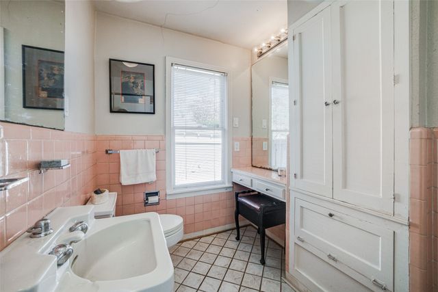 6423 Velasco Avenue, Dallas, TX 75214