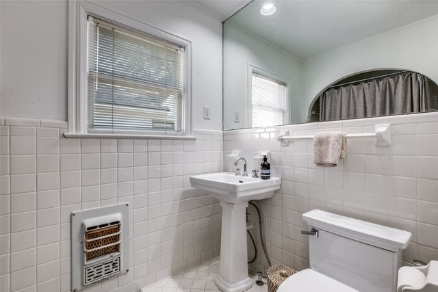 6423 Velasco Avenue, Dallas, TX 75214