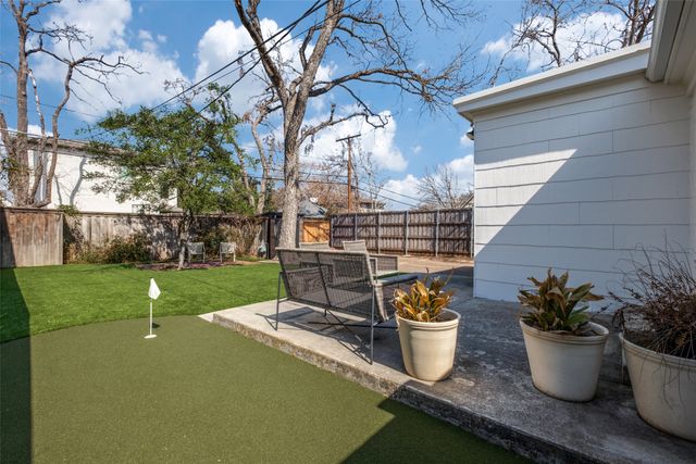 6423 Velasco Avenue, Dallas, TX 75214