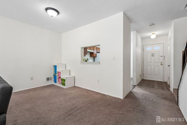 289 Bromley Place, East Brunswick, NJ 08816