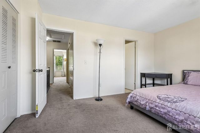 289 Bromley Place, East Brunswick, NJ 08816