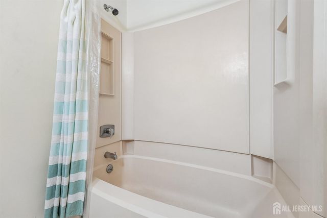 289 Bromley Place, East Brunswick, NJ 08816