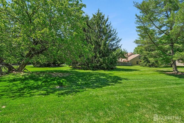 289 Bromley Place, East Brunswick, NJ 08816