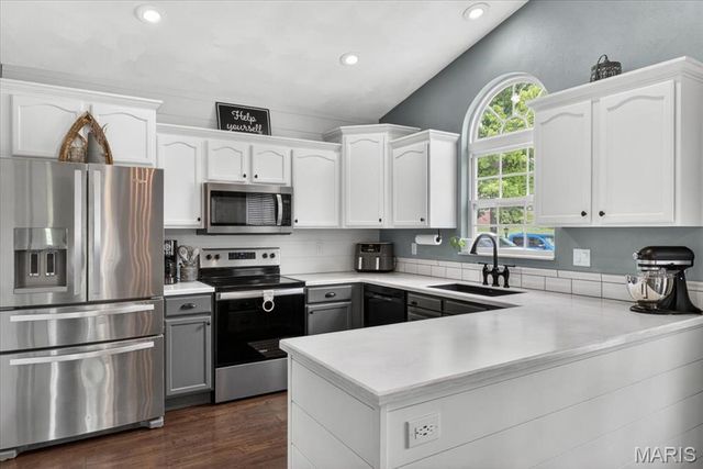 152 Gall Road, Columbia, IL 62236