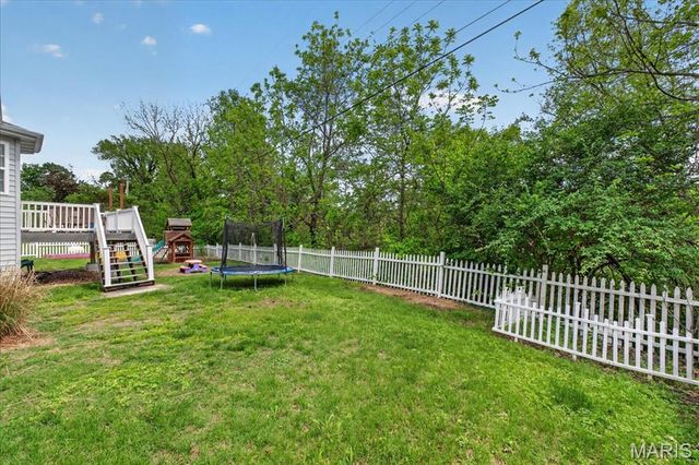 152 Gall Road, Columbia, IL 62236
