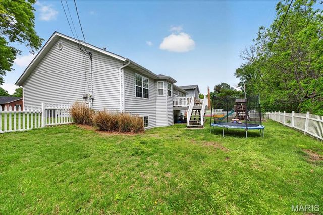 152 Gall Road, Columbia, IL 62236