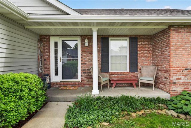 152 Gall Road, Columbia, IL 62236