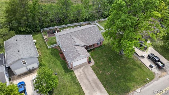 152 Gall Road, Columbia, IL 62236