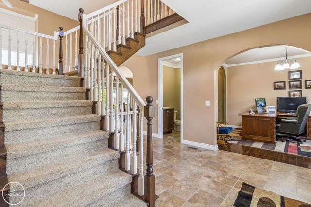 19060 Bedford Drive, Clinton Twp, MI 48038