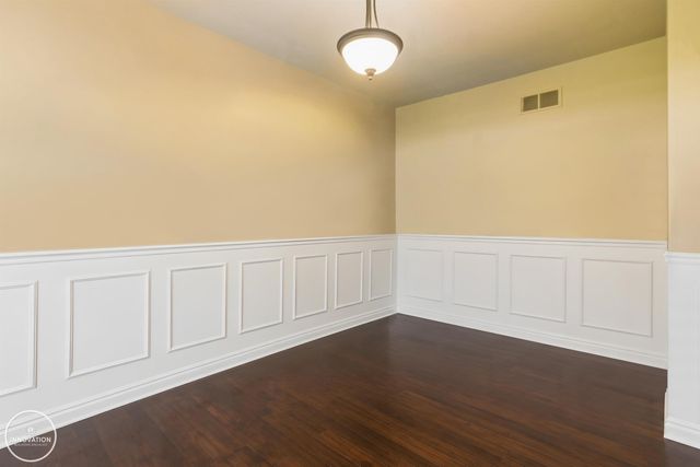 19060 Bedford Drive, Clinton Twp, MI 48038