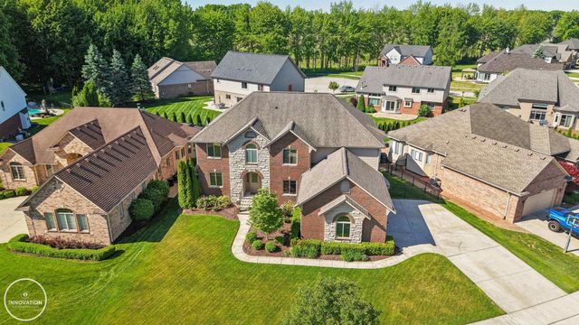 19060 Bedford Drive, Clinton Twp, MI 48038