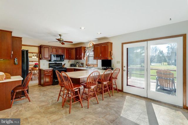 3880 NOLT RD, Landisville, PA 17538