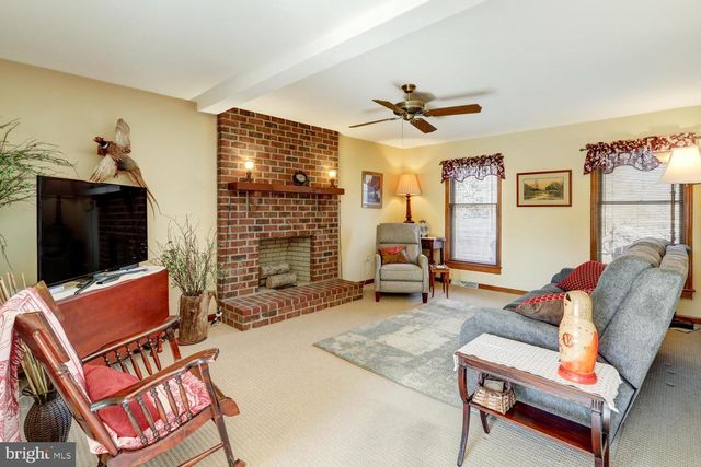 3880 NOLT RD, Landisville, PA 17538