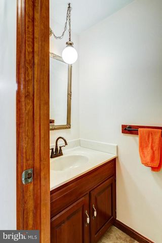 3880 NOLT RD, Landisville, PA 17538