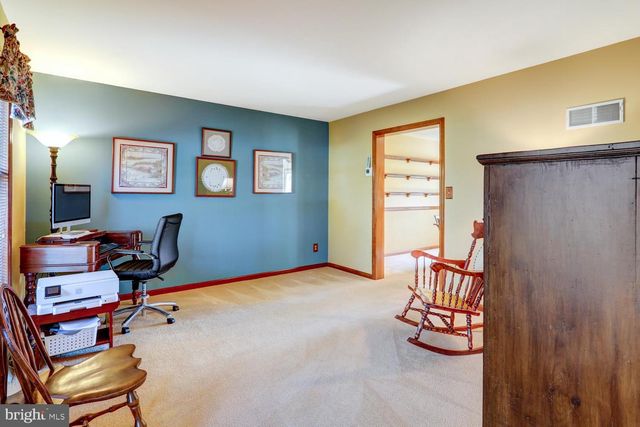 3880 NOLT RD, Landisville, PA 17538