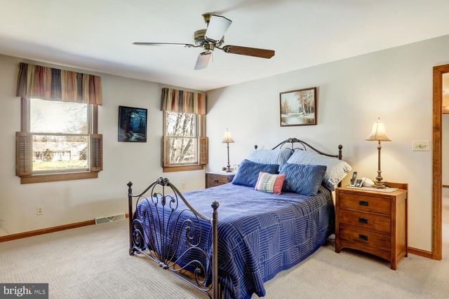 3880 NOLT RD, Landisville, PA 17538