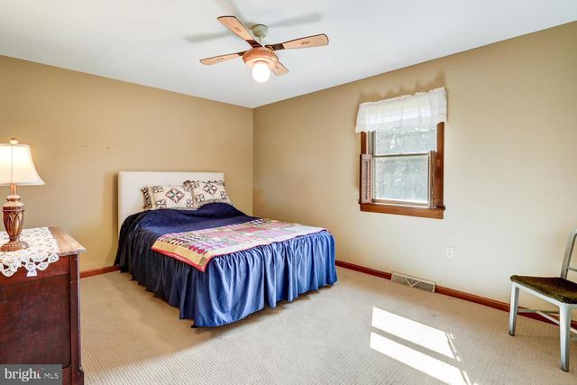 3880 NOLT RD, Landisville, PA 17538