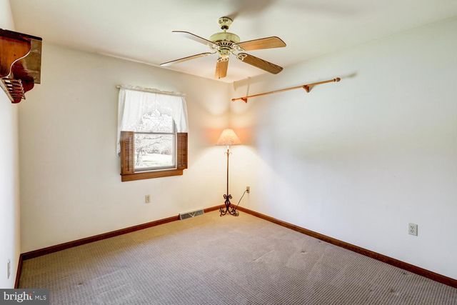 3880 NOLT RD, Landisville, PA 17538