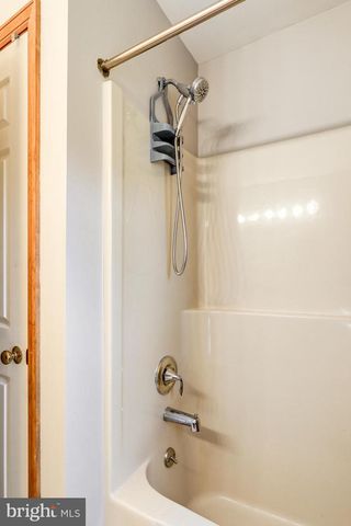 3880 NOLT RD, Landisville, PA 17538