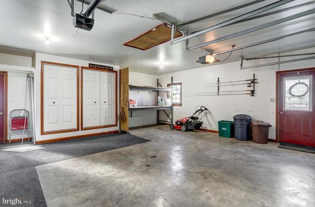 3880 NOLT RD, Landisville, PA 17538