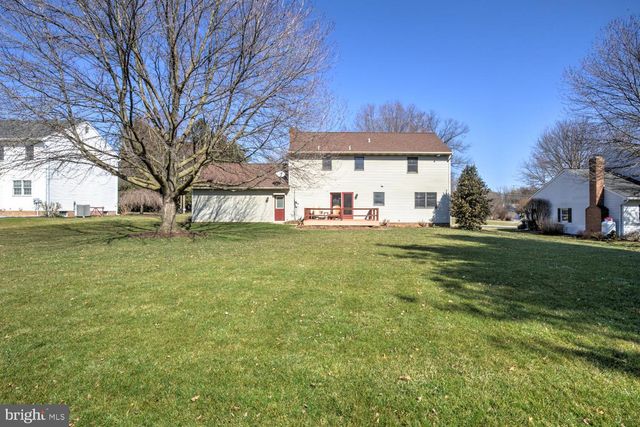3880 NOLT RD, Landisville, PA 17538