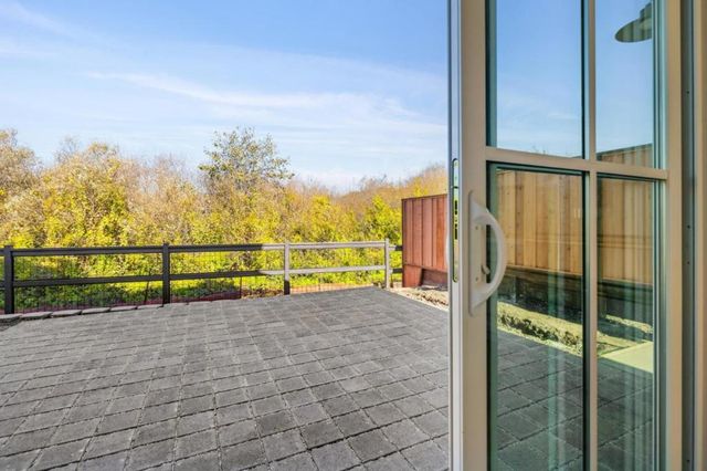 577 Creekside Court, Half Moon Bay, CA 94019