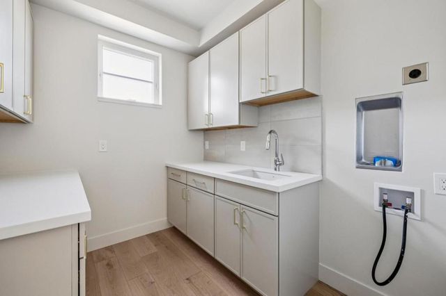 577 Creekside Court, Half Moon Bay, CA 94019