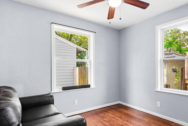 424 Gibbs Rd, Pensacola, FL 32507