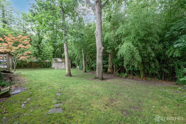 405 Magnolia Road, Mount Laurel, NJ 08054