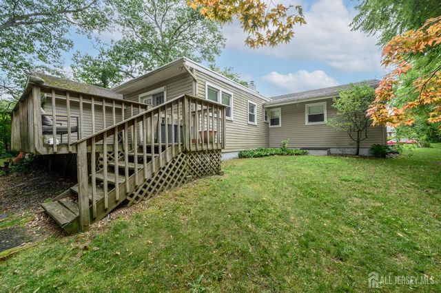 405 Magnolia Road, Mount Laurel, NJ 08054